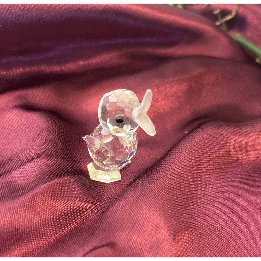 Lot Of 4 Vintage Crystal Animal Figurines Penguin Duck Elephant Bear Miniatures